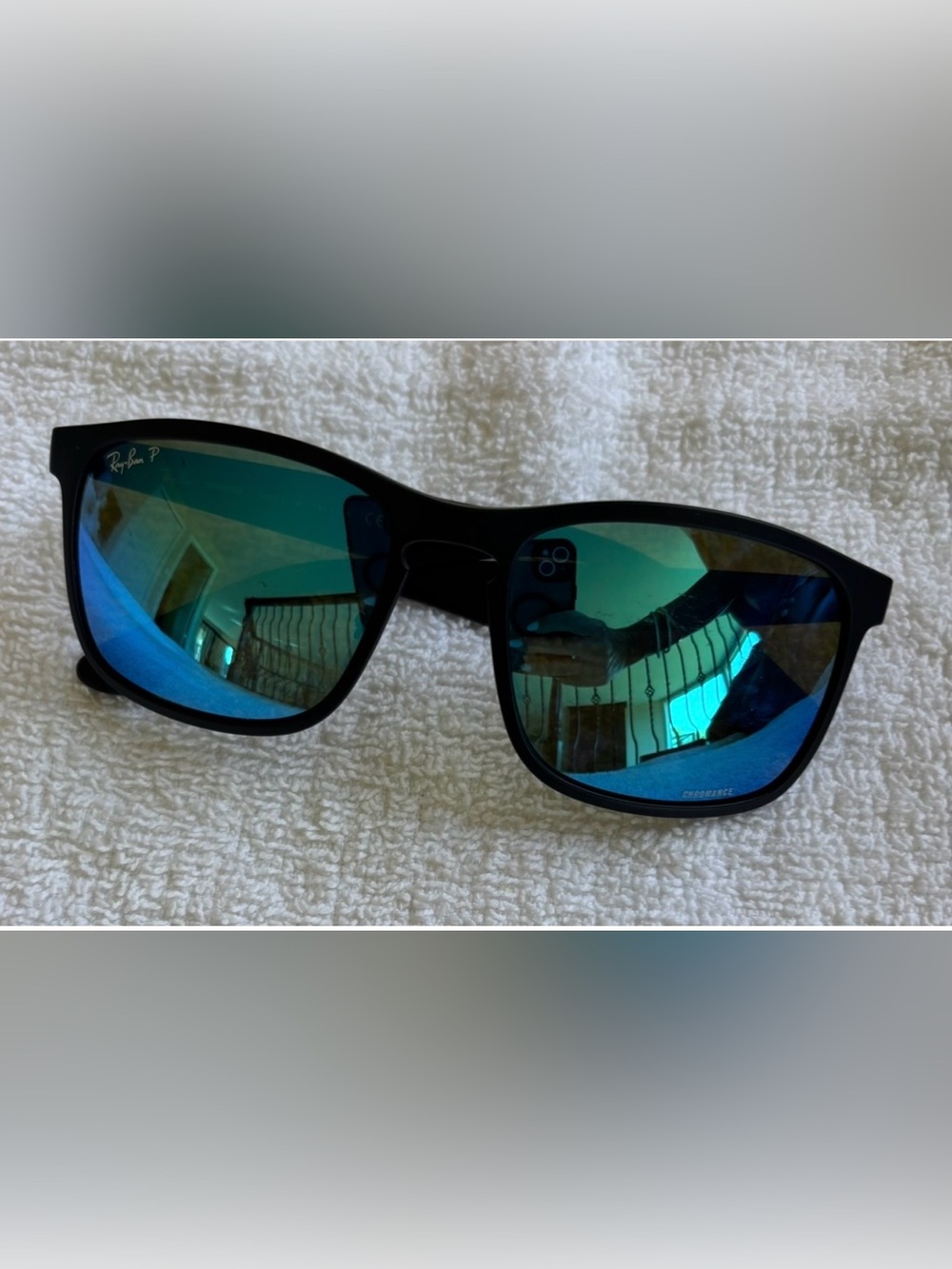 Ray-Ban Men's Black Frame Blue Mirror Lens Sunglasses